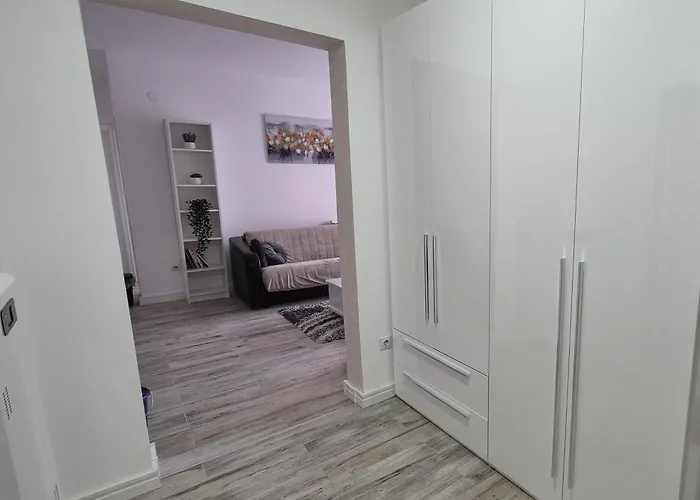 Pirotski Amanet Апартаменты Пирот